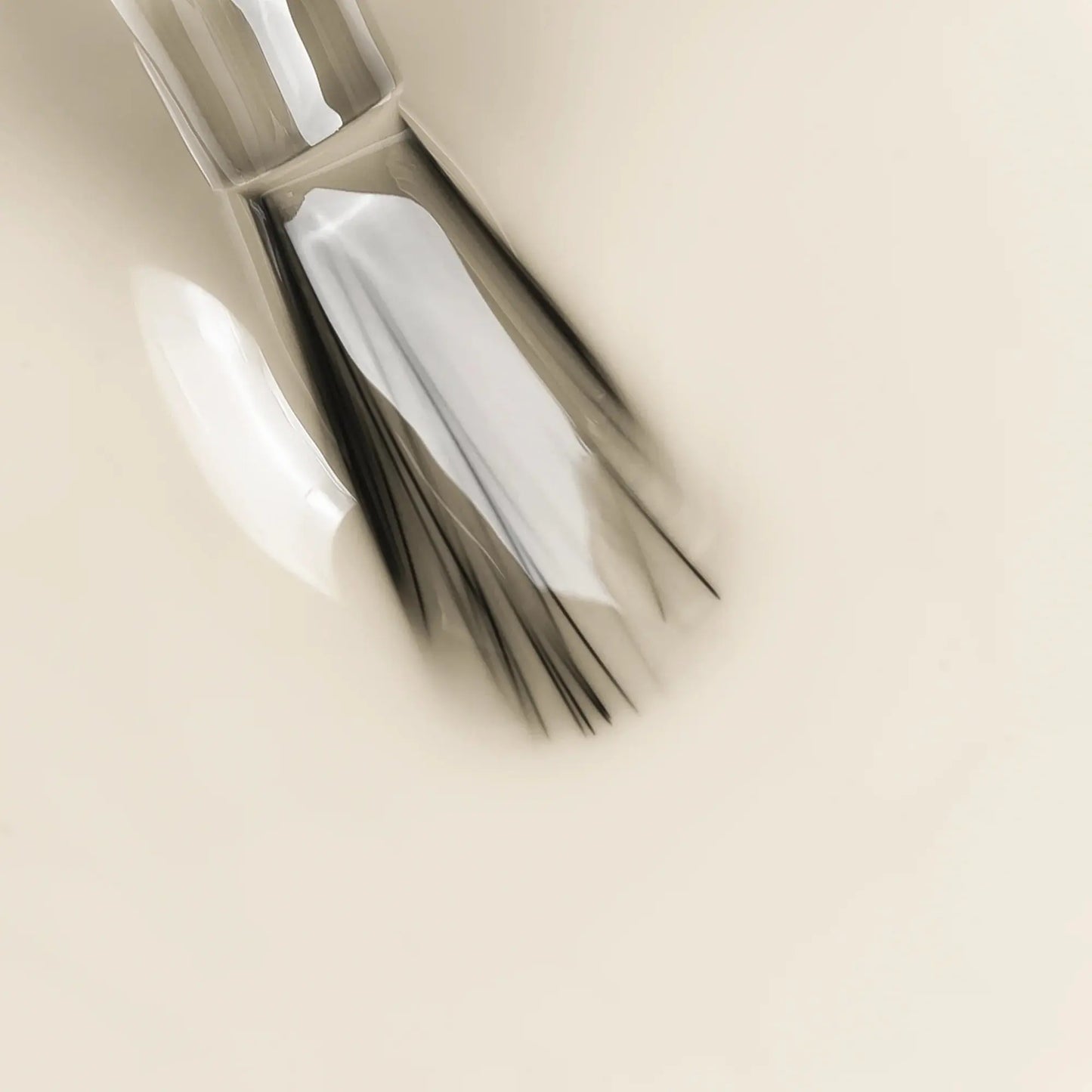 Mesauda Smalto Shine Wear 234 Milky White Mg Hair Progress